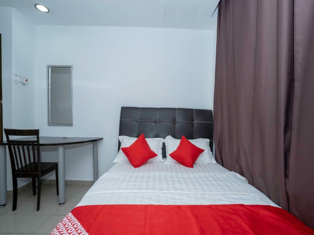 Oyo 988 Malawati Ria Hotel Куала-Селангор Екстер'єр фото