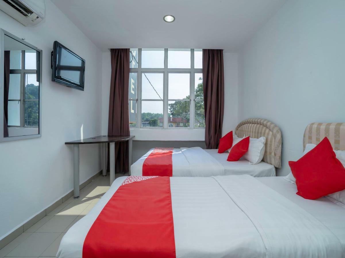 Oyo 988 Malawati Ria Hotel Куала-Селангор Екстер'єр фото